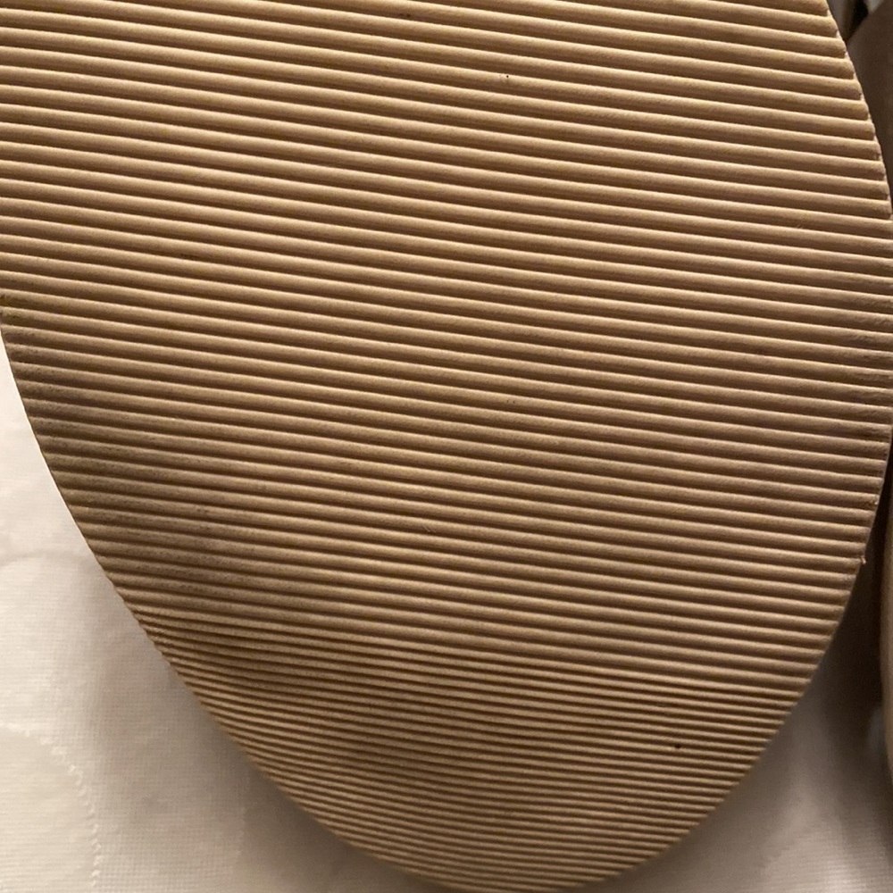 Naturalizer size 10 worn once original box - Picture 10 of 11